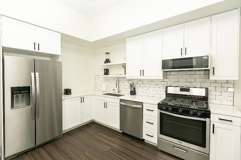 Furnished Finder property 442897_1 photo 3