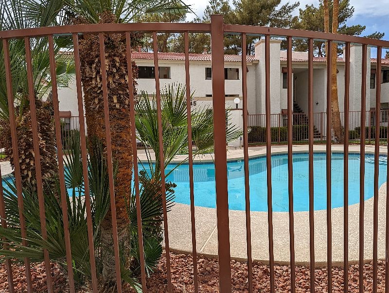 Furnished Finder property 442940_1 photo 14
