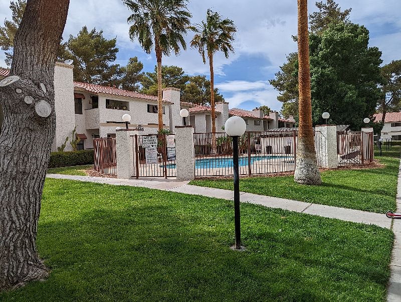 Furnished Finder property 442940_1 photo 12