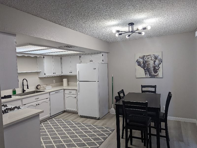 Furnished Finder property 442940_1 photo 3