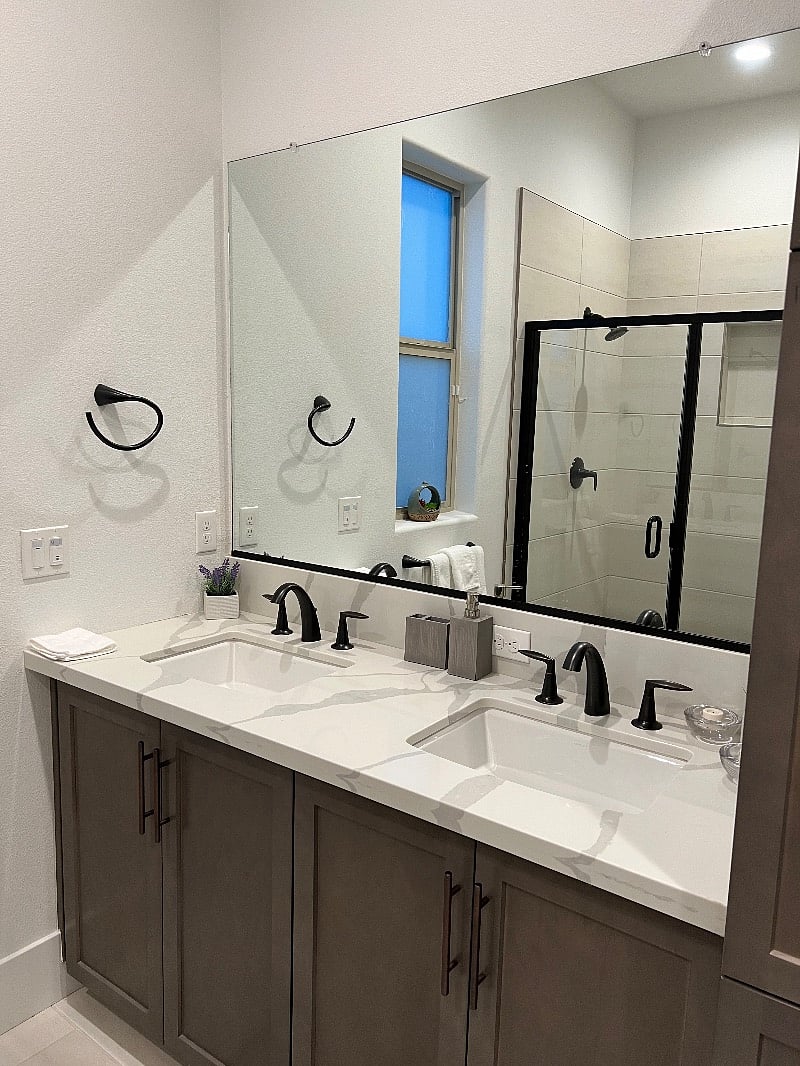 Spacious double vanity for traveling couples.