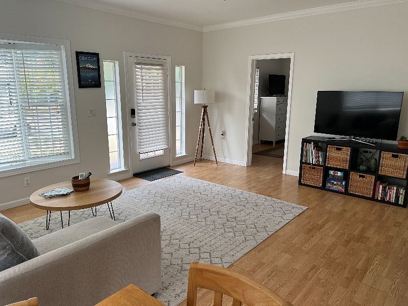 Furnished Finder property 442955_1 photo 3