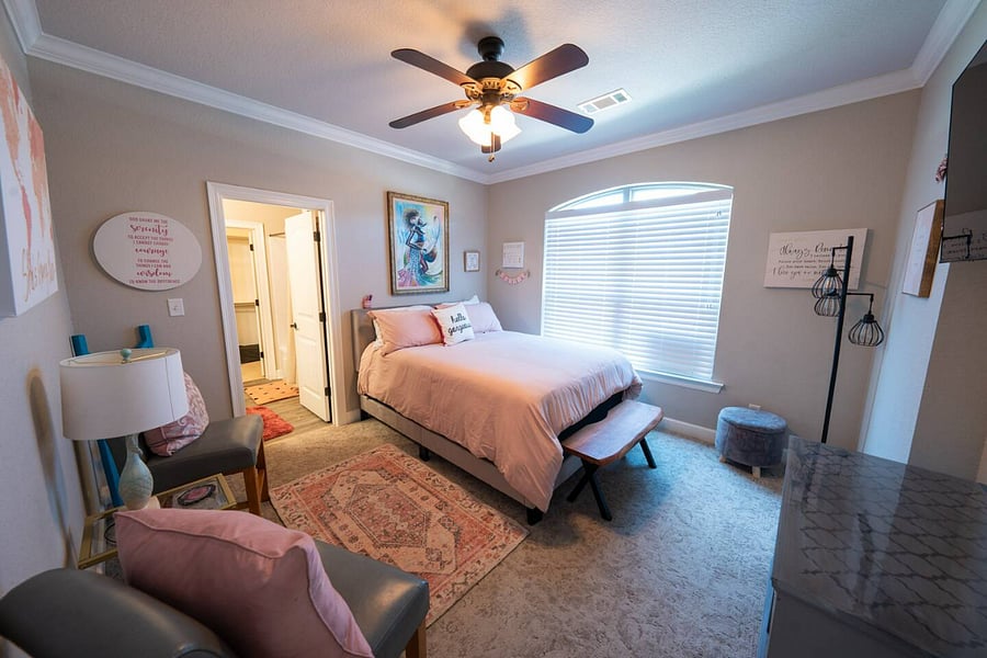 Furnished Finder property 443020_1 photo 17
