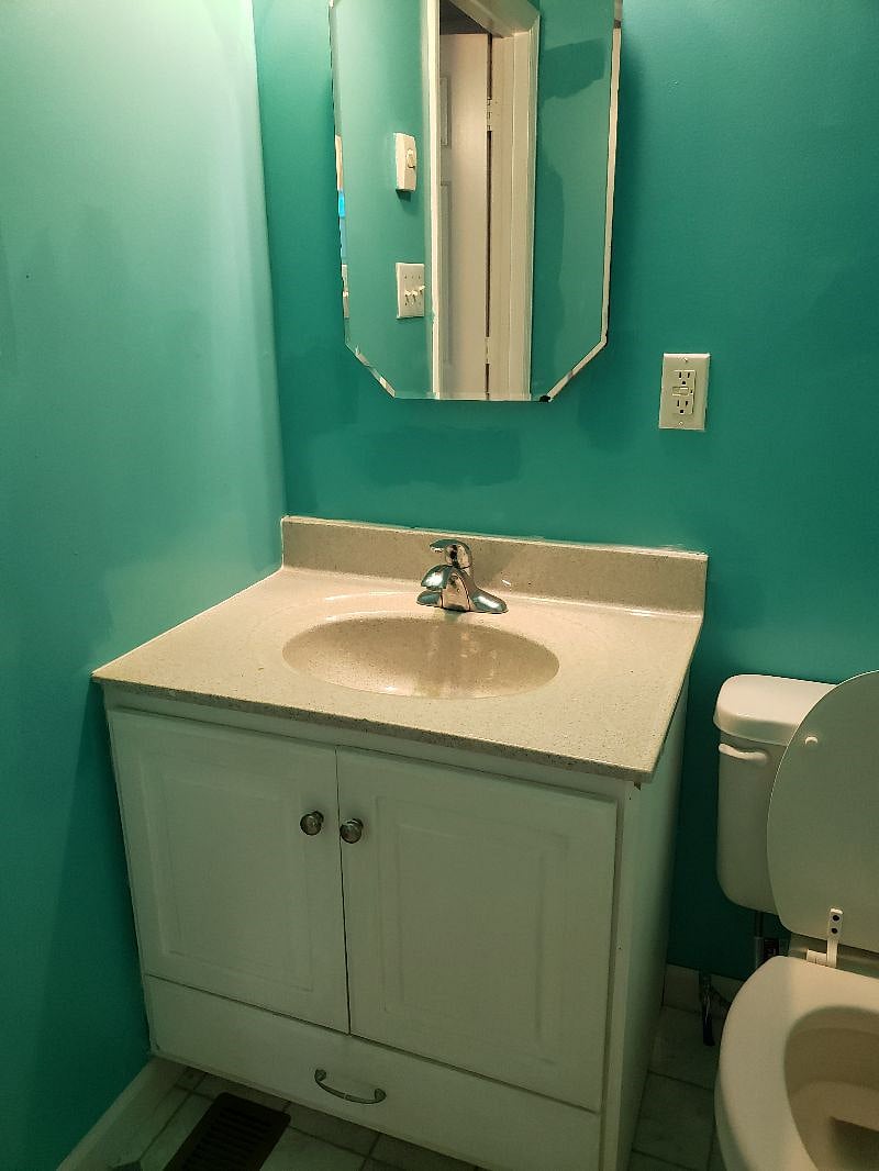 Unit 1 1st floor Shared Full Bath.