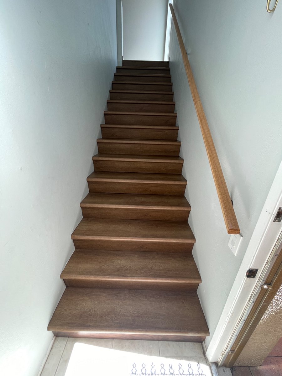 Entryway stairs