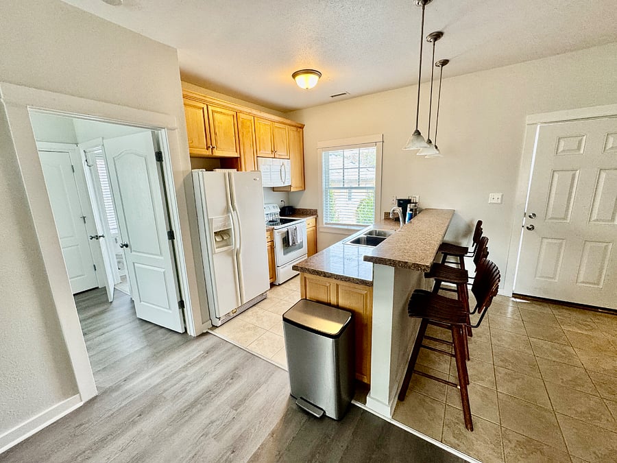 Furnished Finder property 443096_1 photo 3