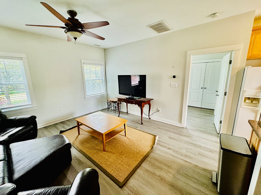 Furnished Finder property 443096_1 photo 11