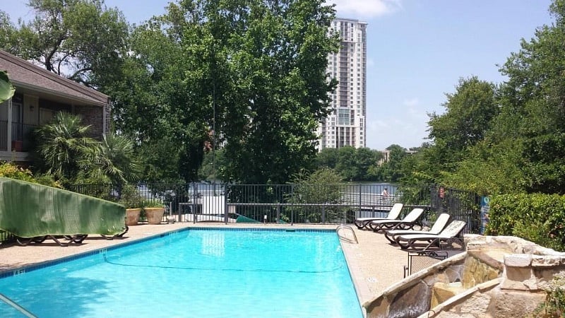 Furnished Finder property 443103_1 photo 25