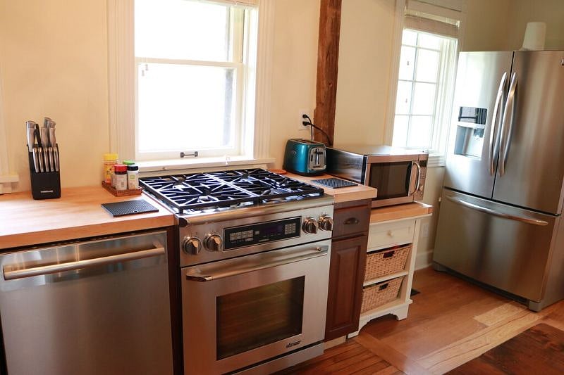 Furnished Finder property 443138_1 photo 3