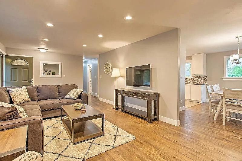 Furnished Finder property 443140_1 photo 32