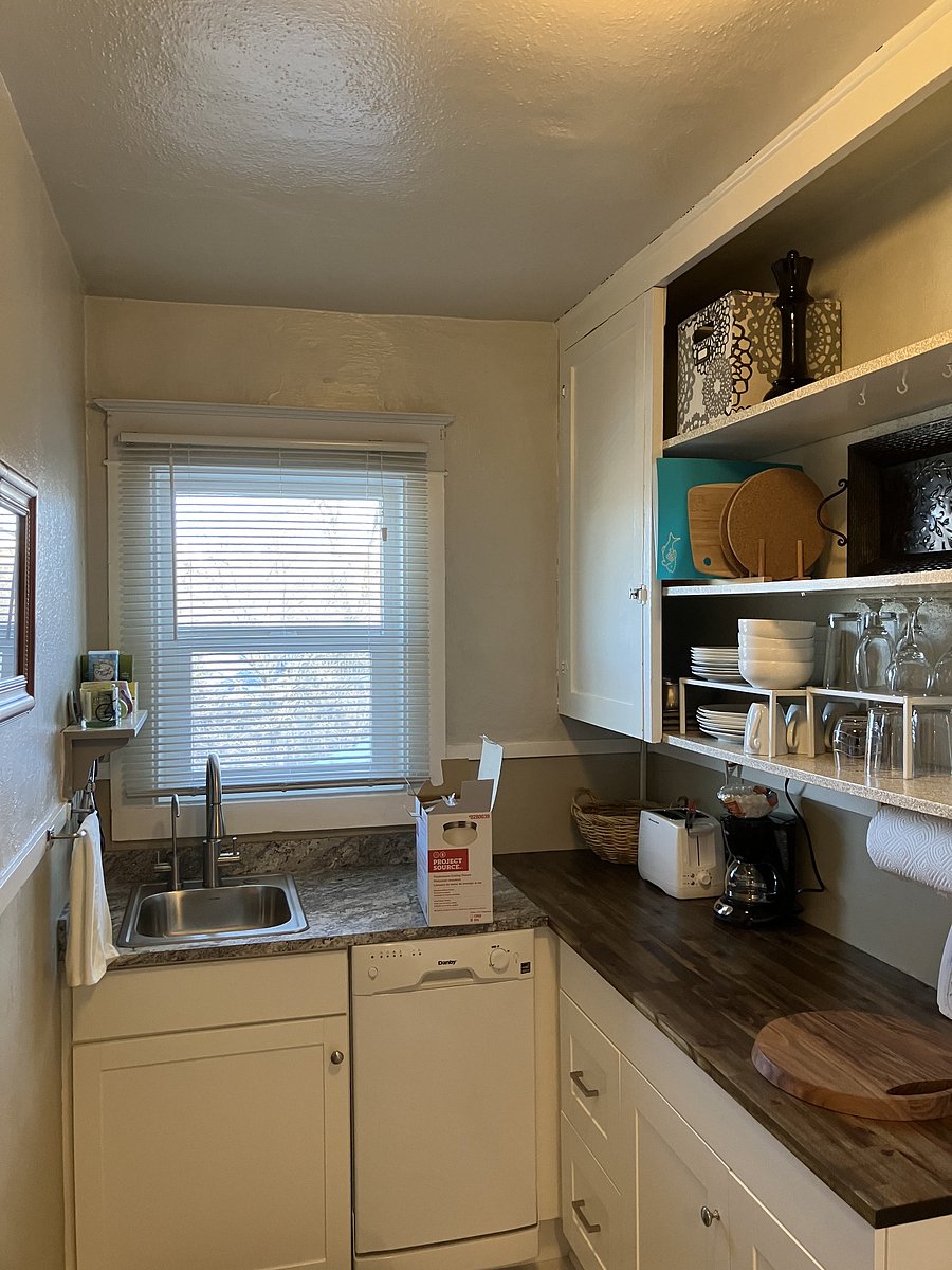 Furnished Finder property 443158_1 photo 8