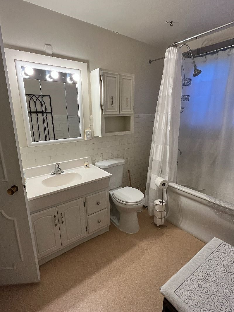 Furnished Finder property 443158_1 photo 12