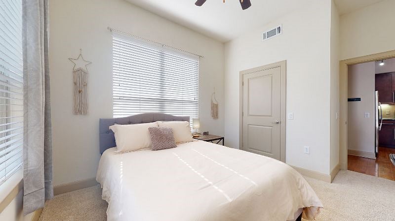 Furnished Finder property 443178_1 photo 3