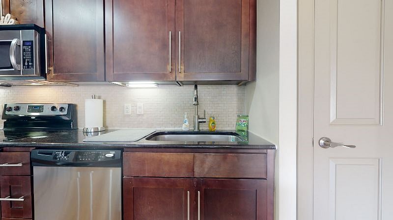 Furnished Finder property 443178_1 photo 17