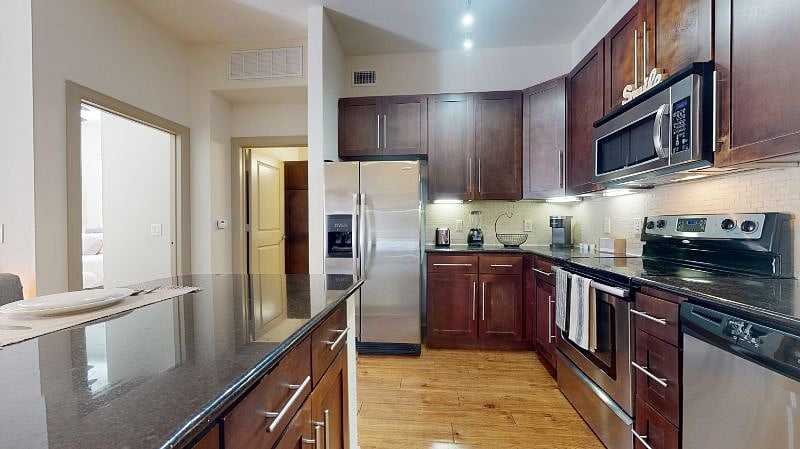 Furnished Finder property 443178_1 photo 18