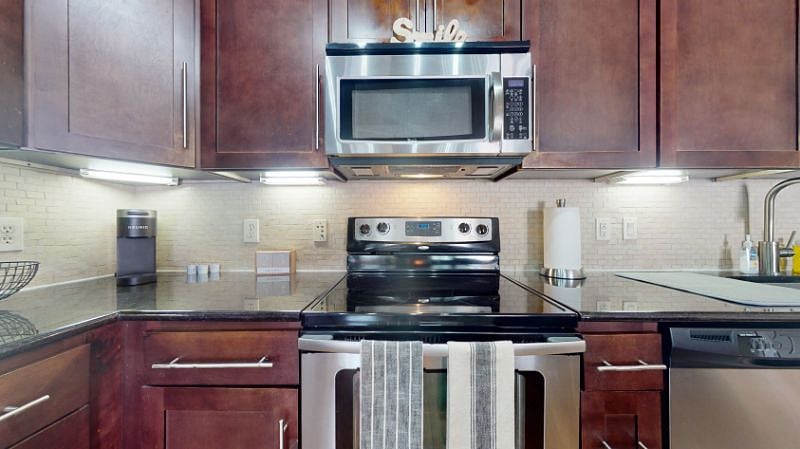 Furnished Finder property 443178_1 photo 19