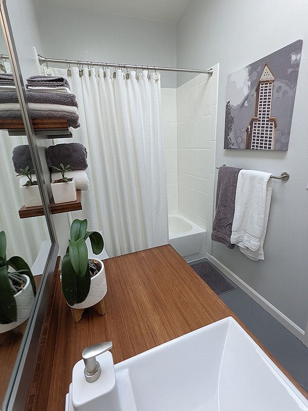 Bathroom refinished in 2023