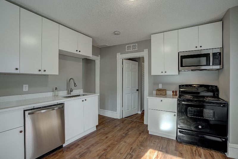 Furnished Finder property 443314_1 photo 3