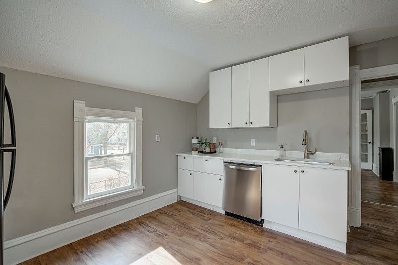 Furnished Finder property 443314_1 photo 4