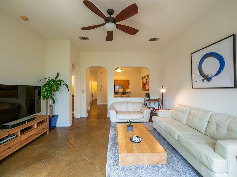 Furnished Finder property 443408_1 photo 6