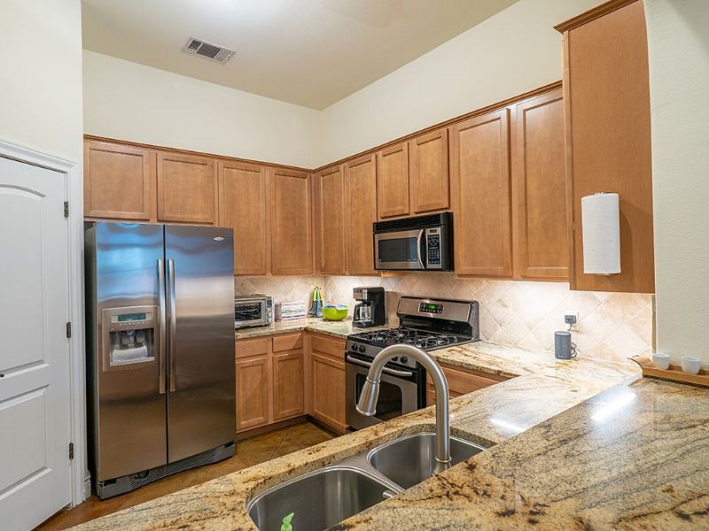 Furnished Finder property 443408_1 photo 7