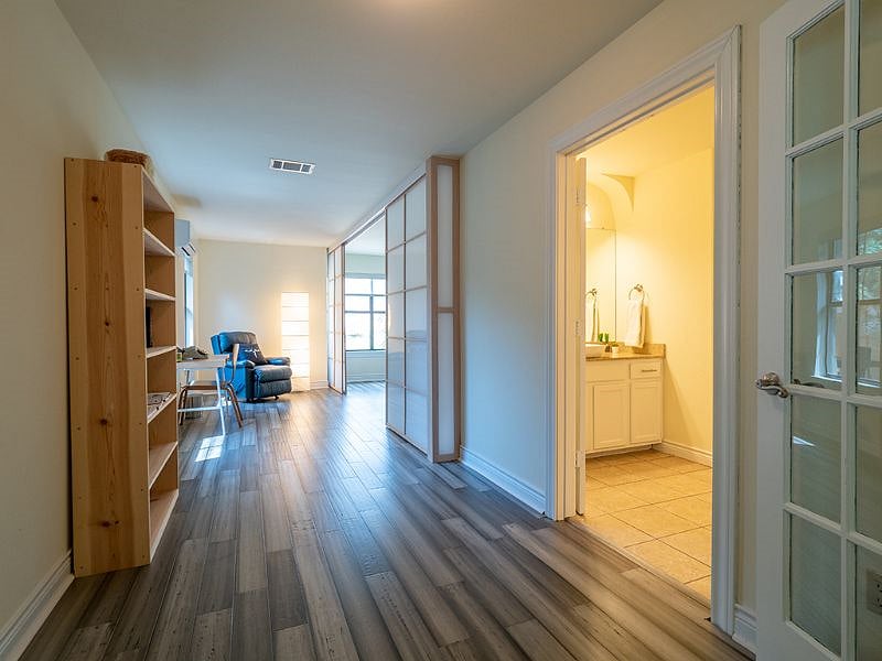Furnished Finder property 443408_1 photo 26