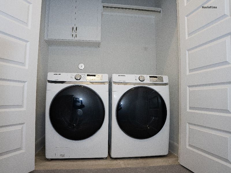 Third floor. Brand new washer and dryer. 