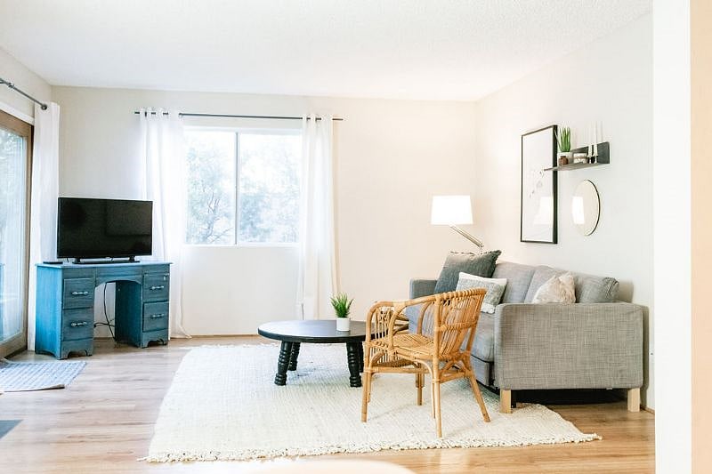 Furnished Finder property 443461_1 photo 6