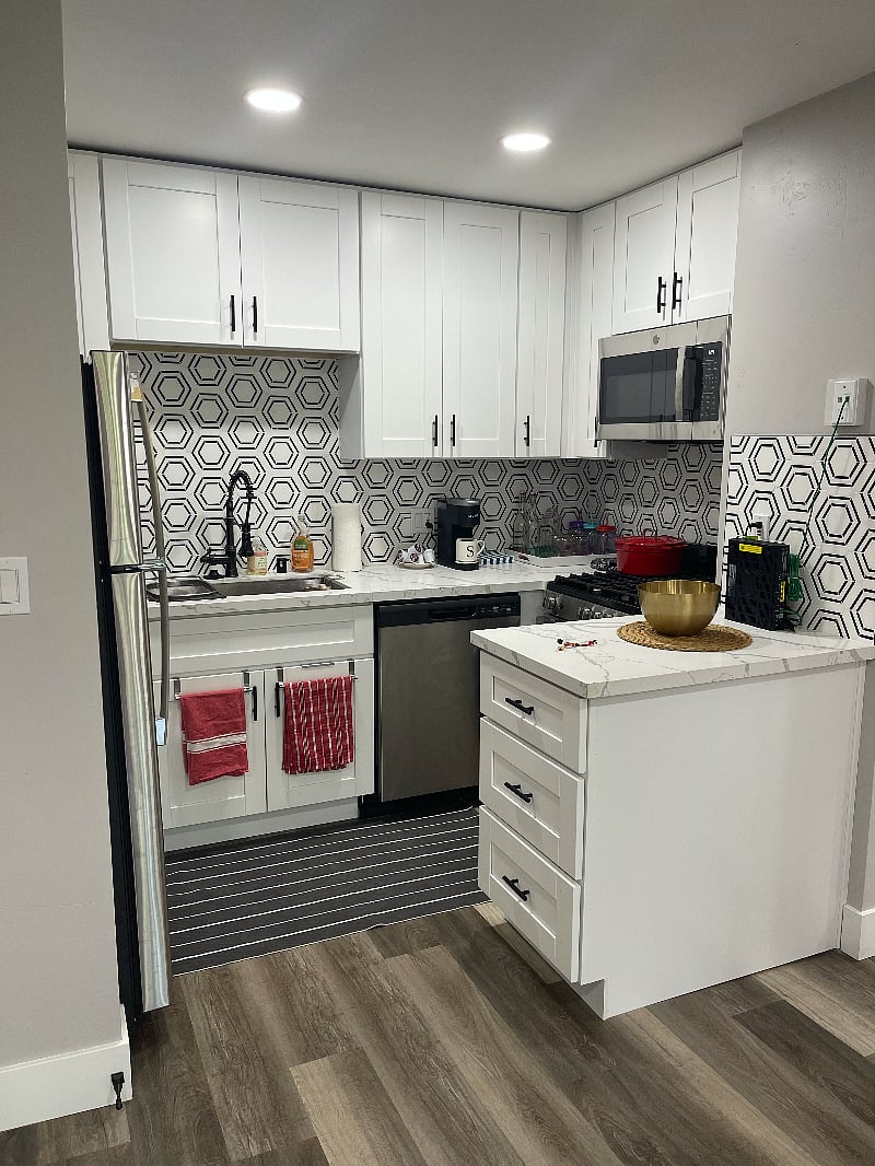 Fully functional remodeled kitchen with all new appliances