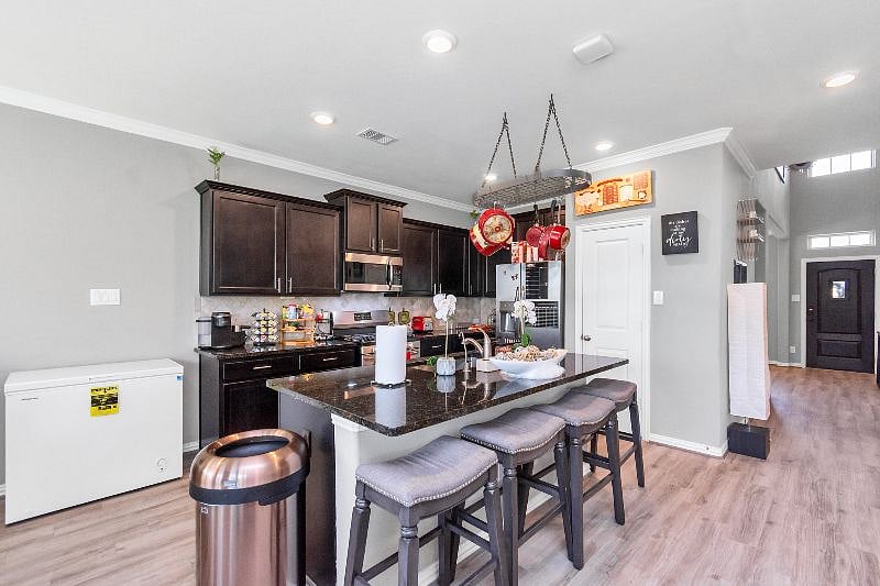 Fully Stocked Kitchen with Island