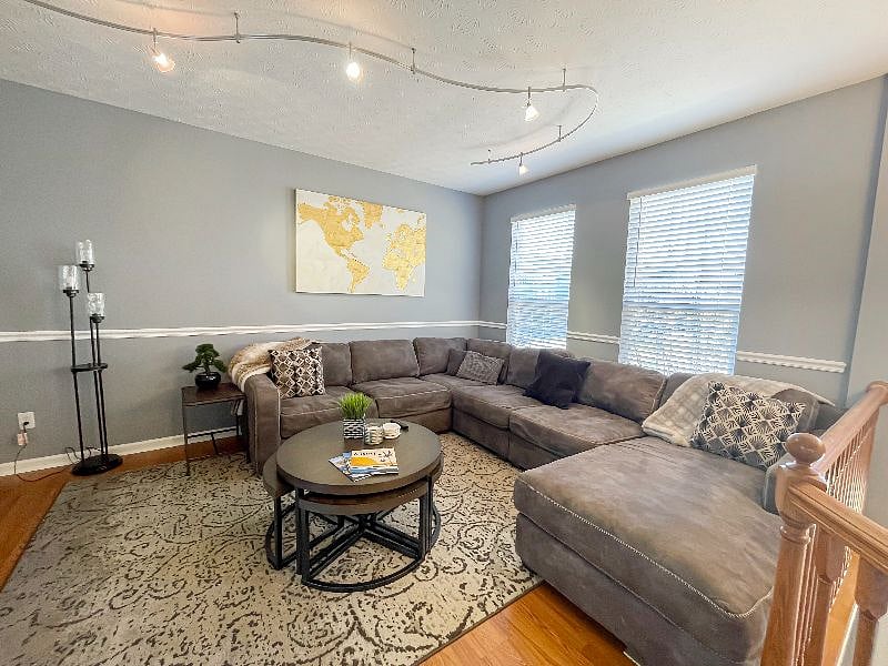 Furnished Finder property 443590_1 photo 5