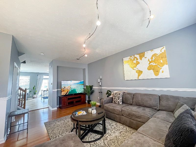 Furnished Finder property 443590_1 photo 7