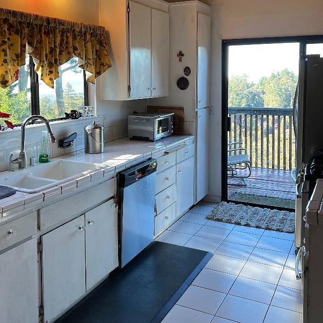 Furnished Finder property 443641_2 photo 9