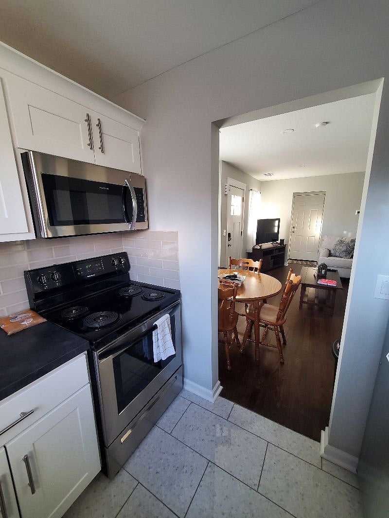 Furnished Finder property 443662_1 photo 7