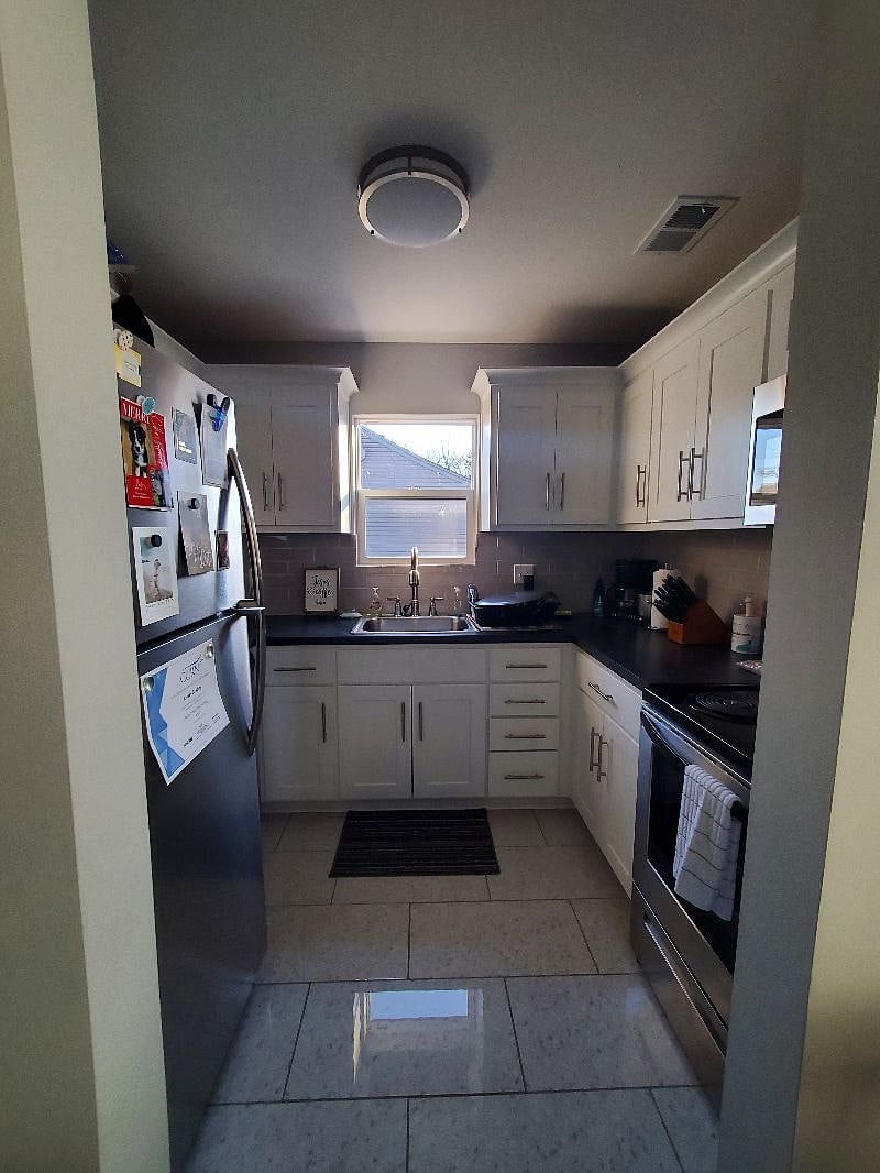 Furnished Finder property 443662_1 photo 6