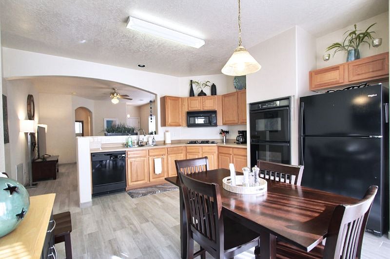 Furnished Finder property 443674_1 photo 6