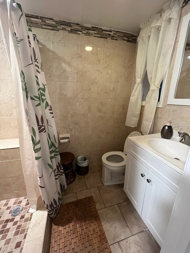 Furnished Finder property 443705_1 photo 8