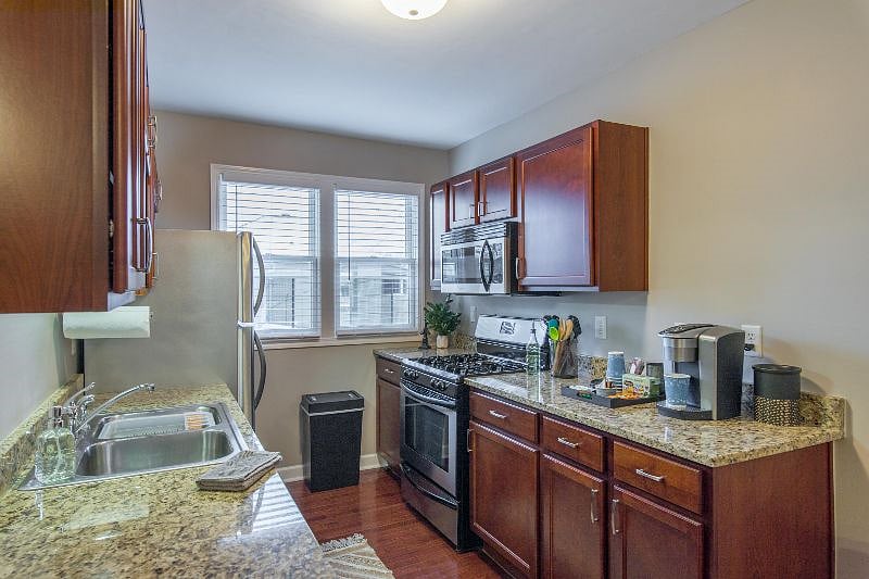 Furnished Finder property 443706_1 photo 5