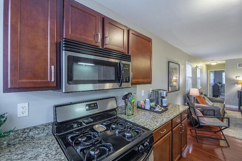 Furnished Finder property 443706_1 photo 7