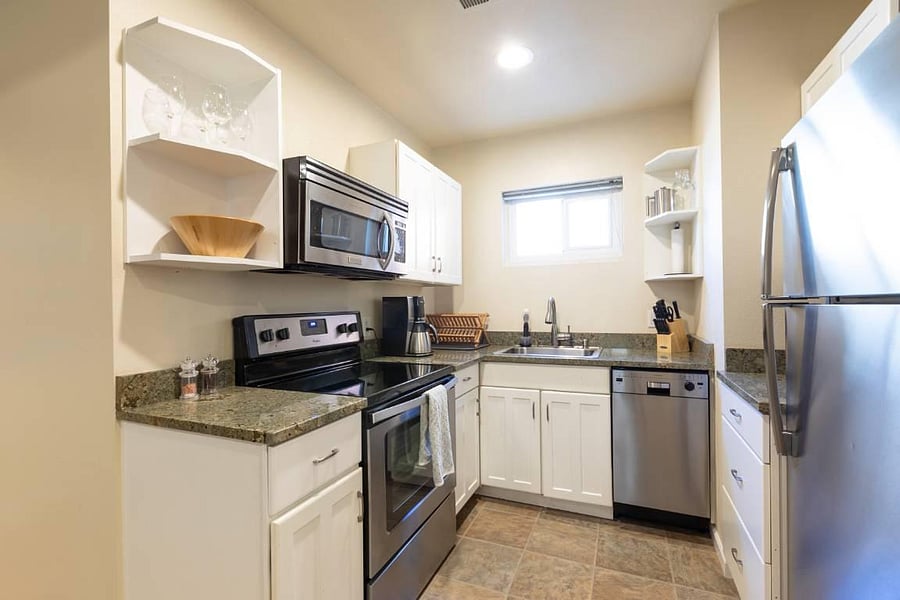 Furnished Finder property 443769_1 photo 3