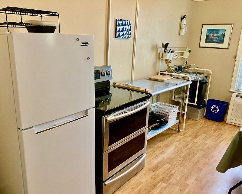 Full Kitchen