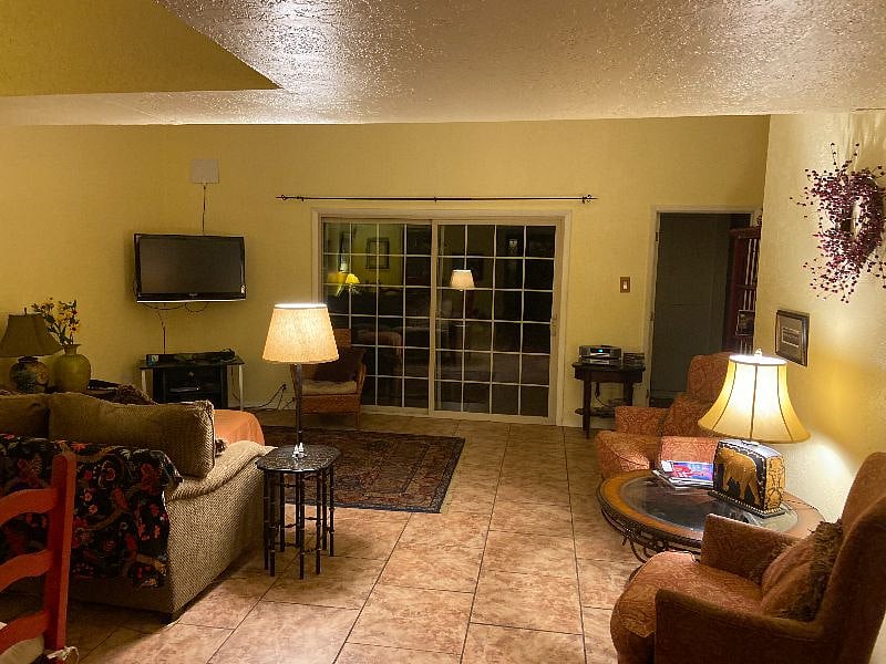 Furnished Finder property 443844_1 photo 3