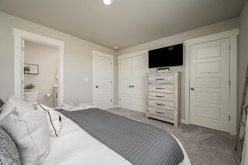Furnished Finder property 443850_1 photo 24