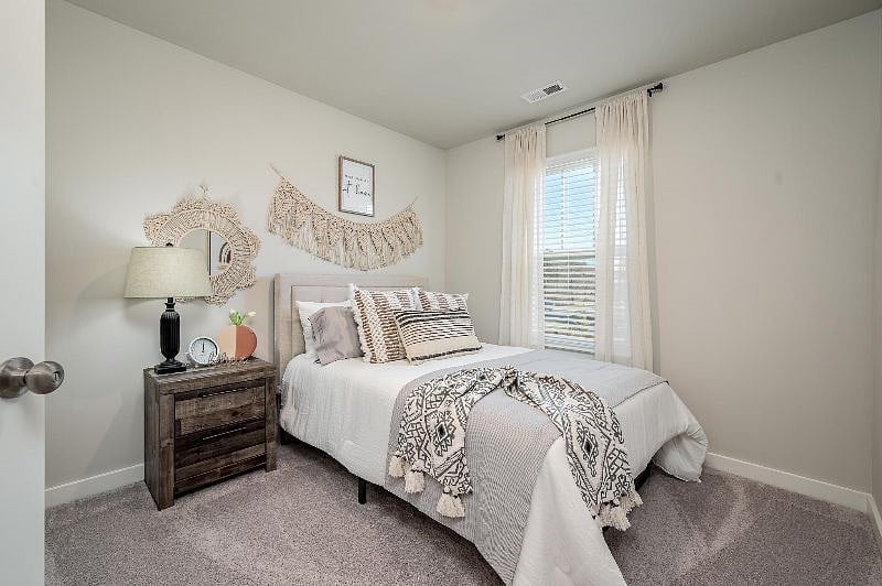 Furnished Finder property 443850_1 photo 35