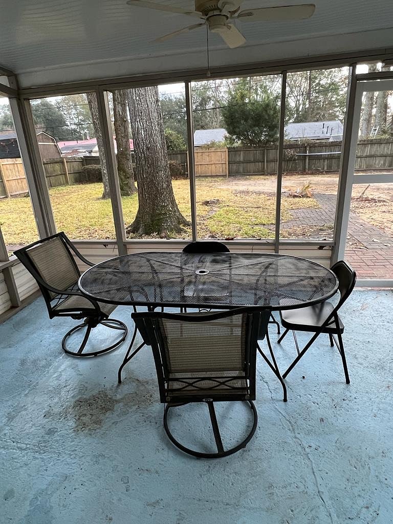 Furnished Finder property 443852_1 photo 22