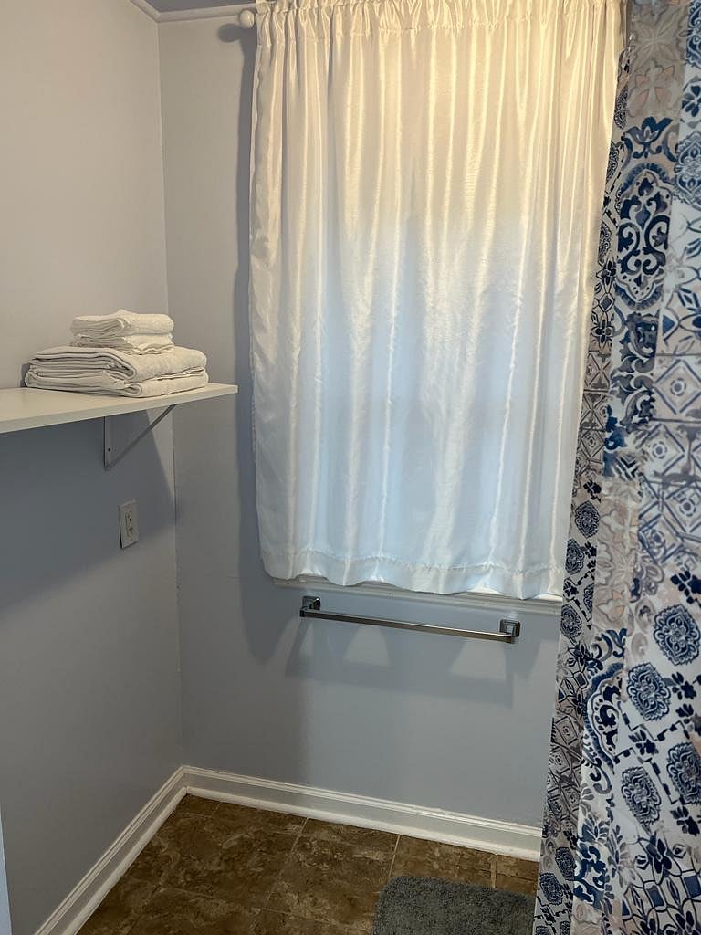 Furnished Finder property 443852_1 photo 37