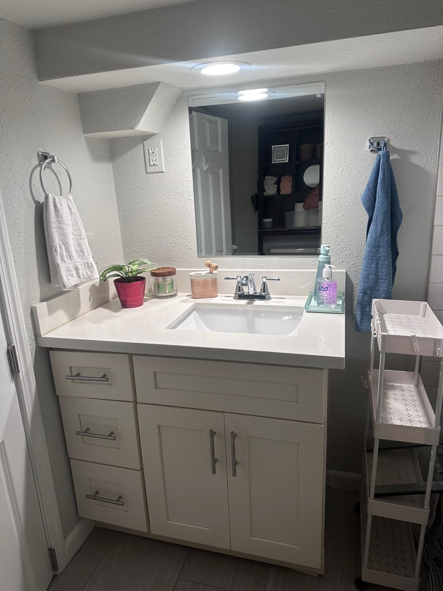 Full bathroom