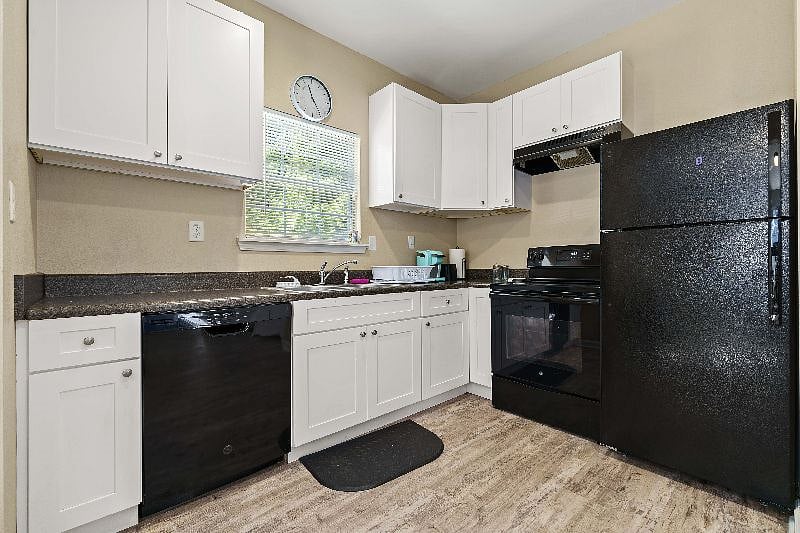 Furnished Finder property 443888_1 photo 5