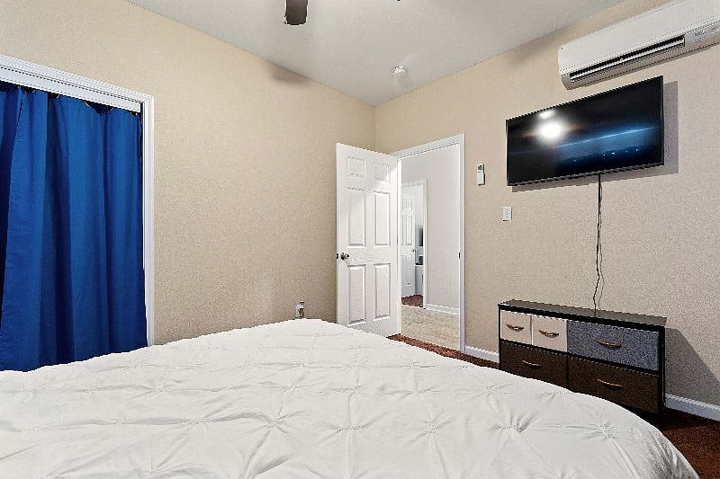 Furnished Finder property 443888_1 photo 12