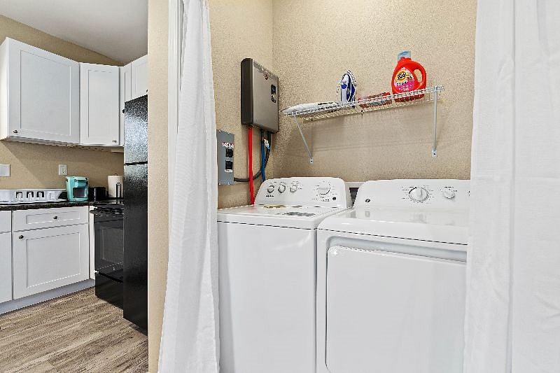 Furnished Finder property 443888_1 photo 16